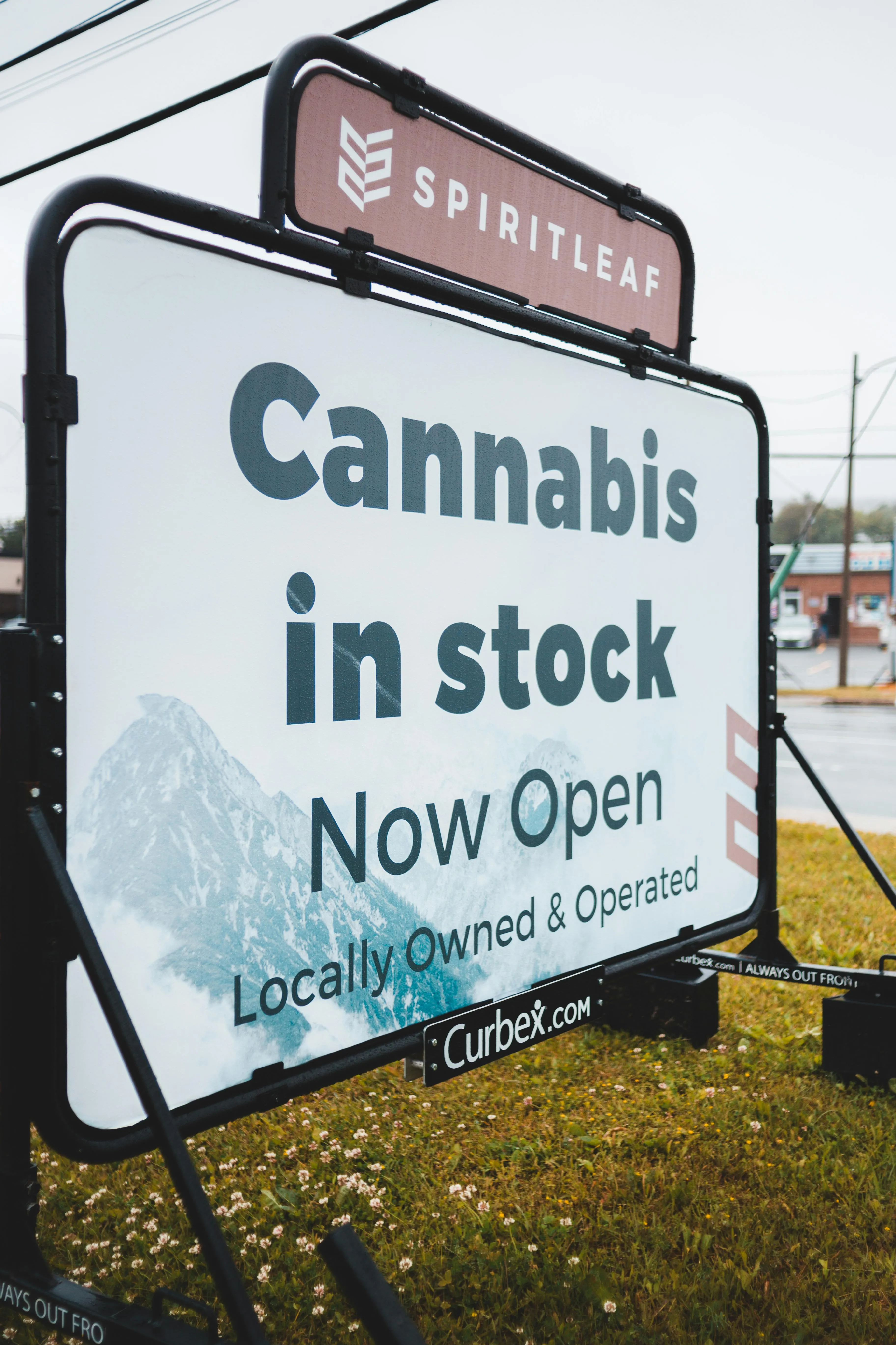 weed delivery Montreal