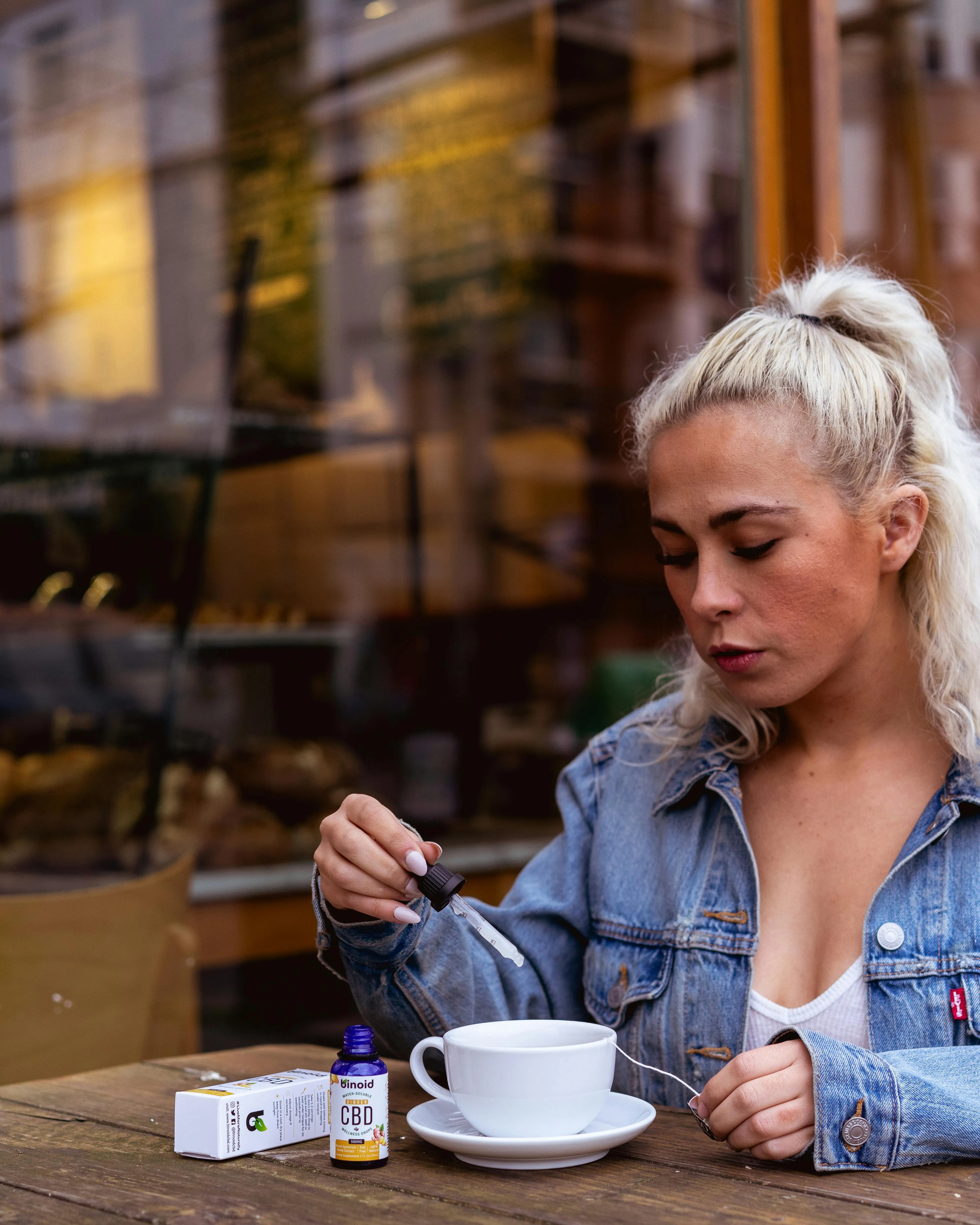 Purchasing cannabis in Montreal
