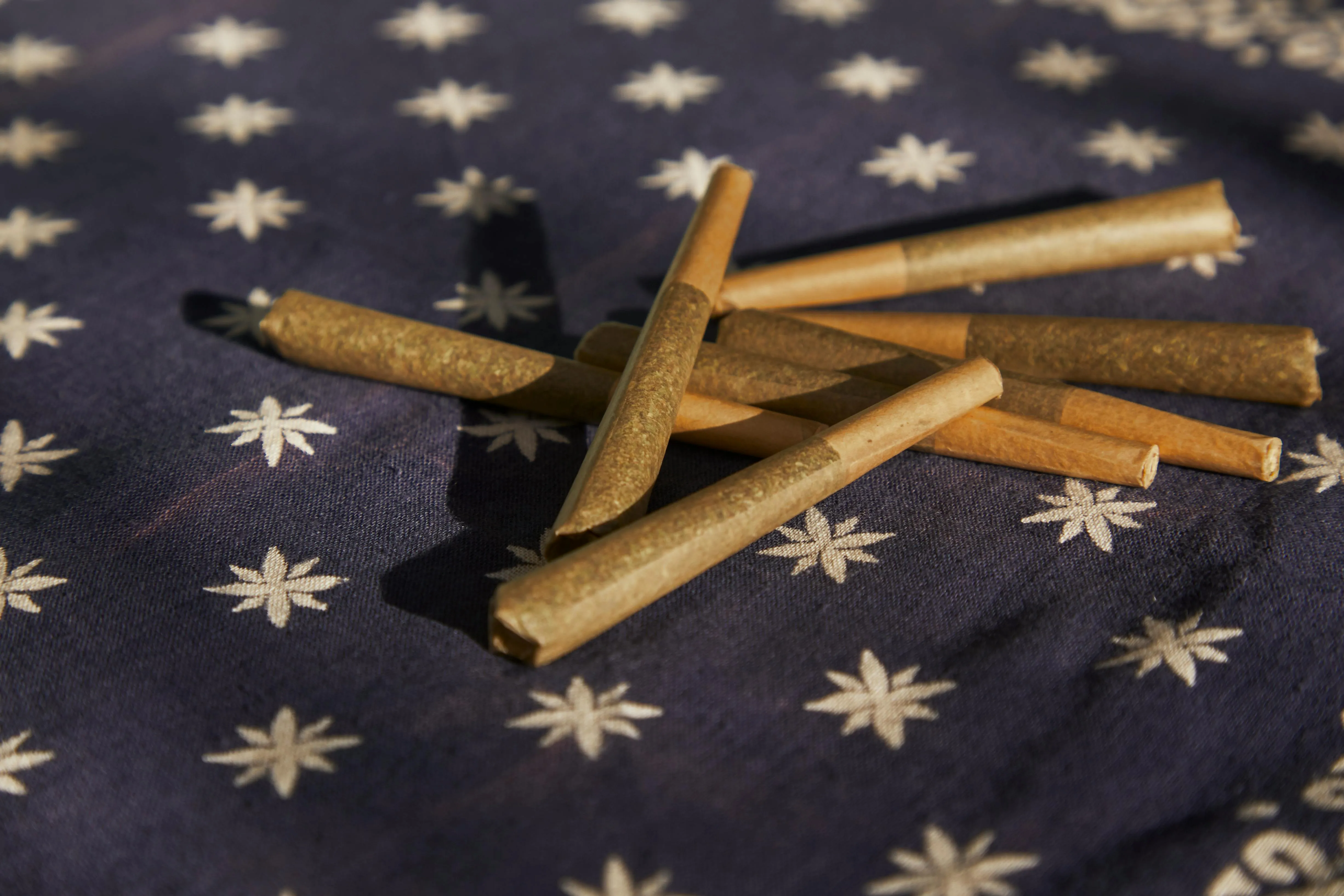 discrete herb market
